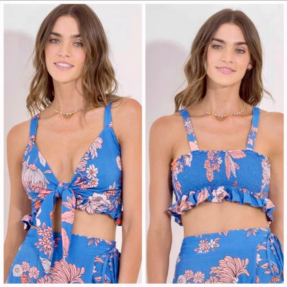 NWT Maaji (Revolve) Blue Floral Crop Top Size S
